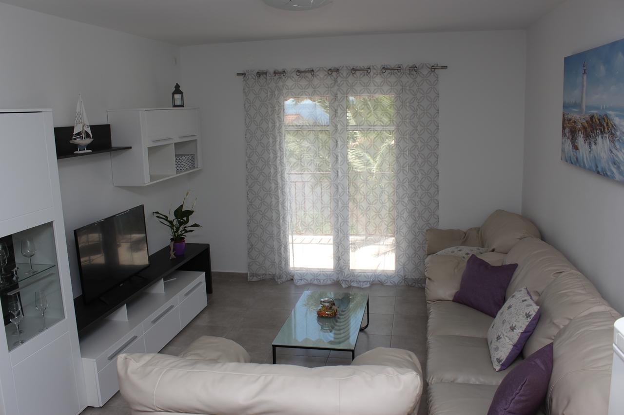 Apartmani Anna Trogir Exterior foto